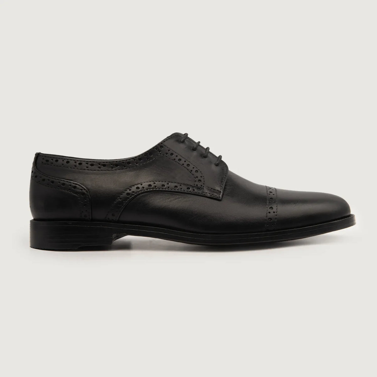 Black Full-Grain leather Shoes - Costruzione Goodyear a guardolo & dettaglio puntale