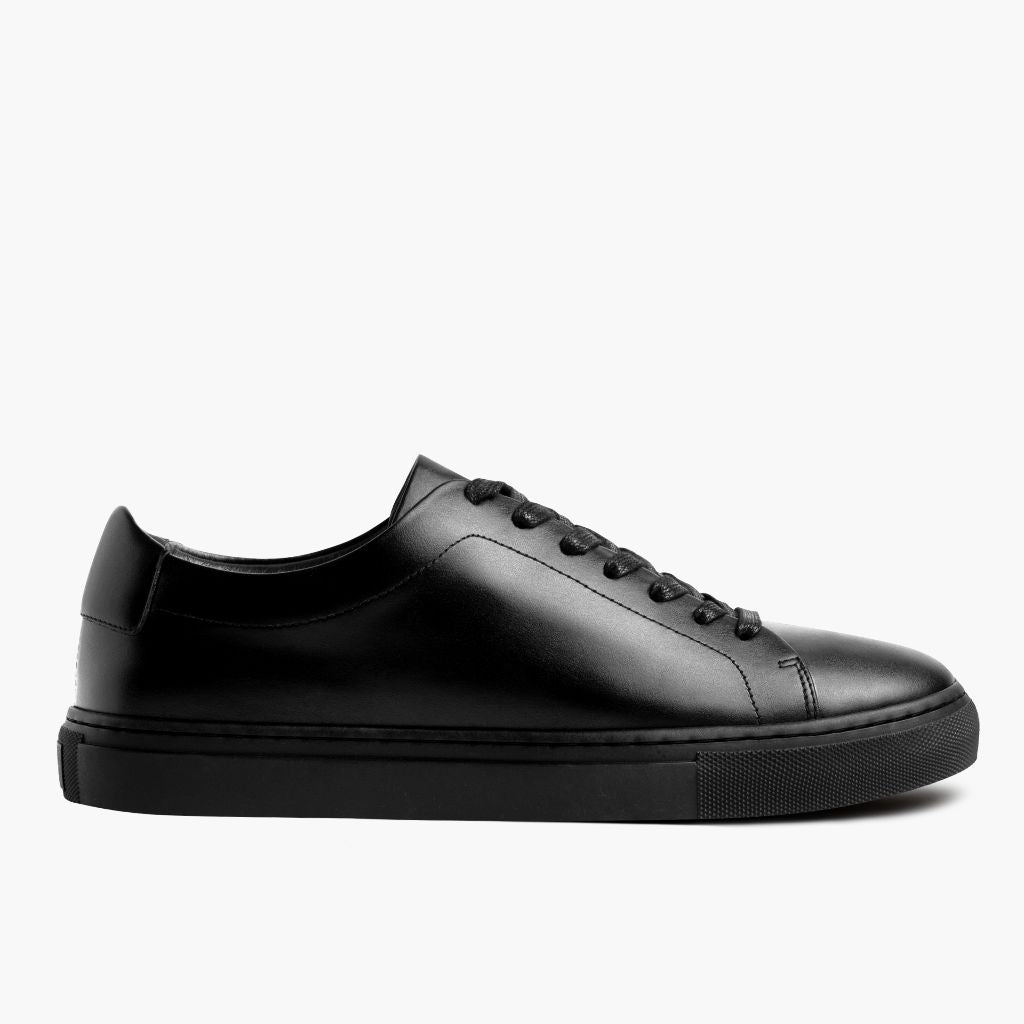 Black Full-Grain leather Sneakers - Costruzione Goodyear a guardolo & dettaglio puntale