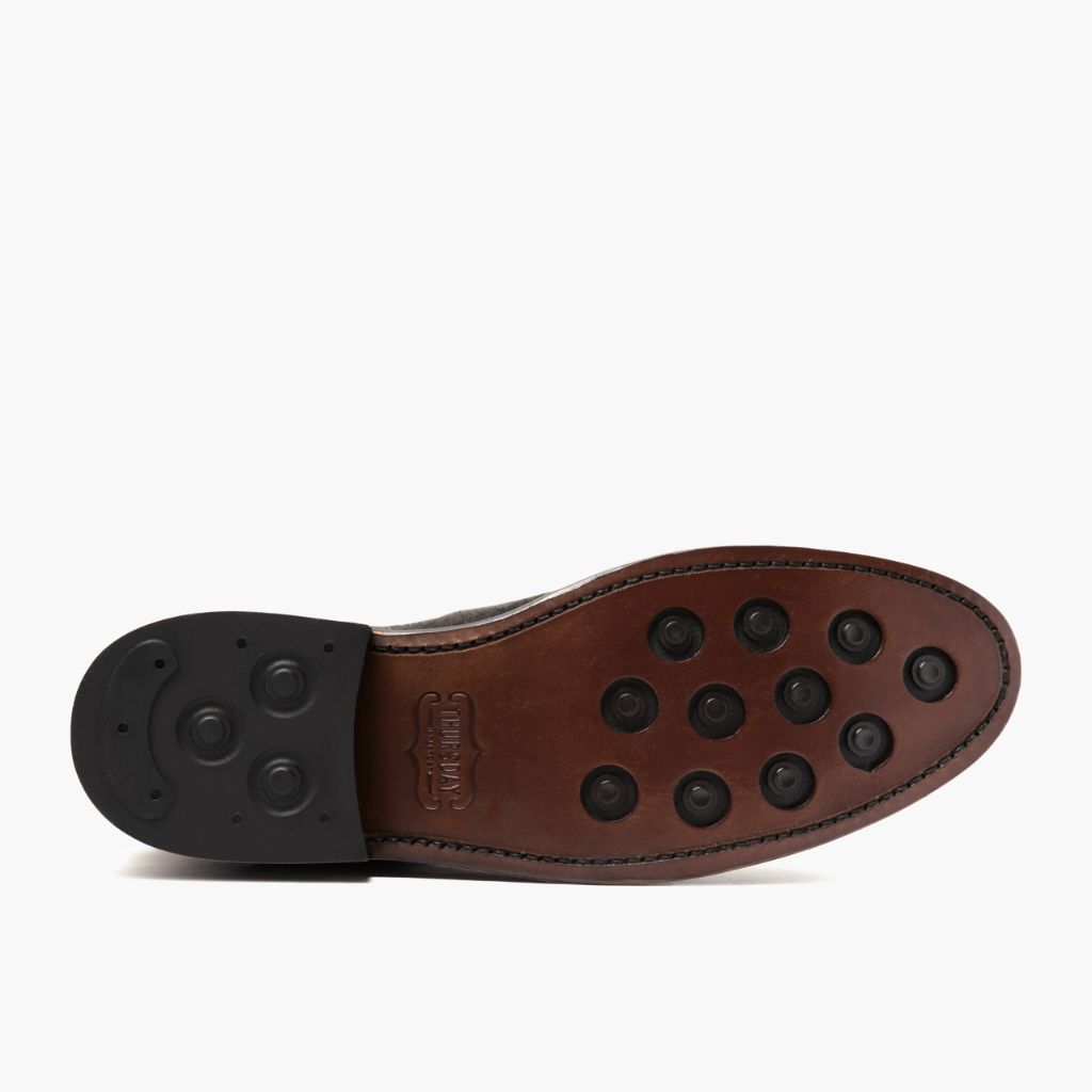 High-Traction Rubber Outsole & Lug Tread Pattern on Cavalier Grigio Ombra Stivali in pelle da Uomo