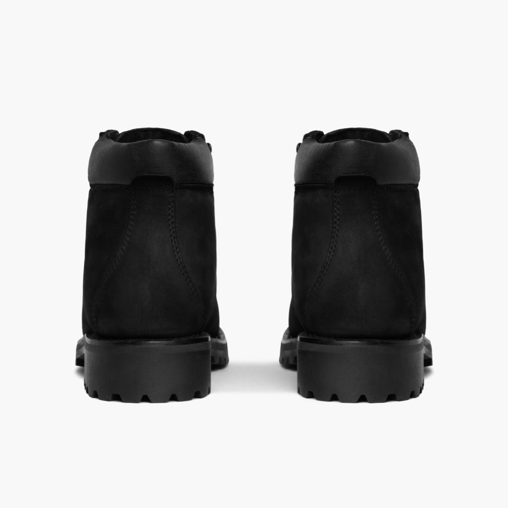 High-Traction Rubber Outsole & Lug Tread Pattern on Commander Nero Opaco Stivali in pelle da Uomo