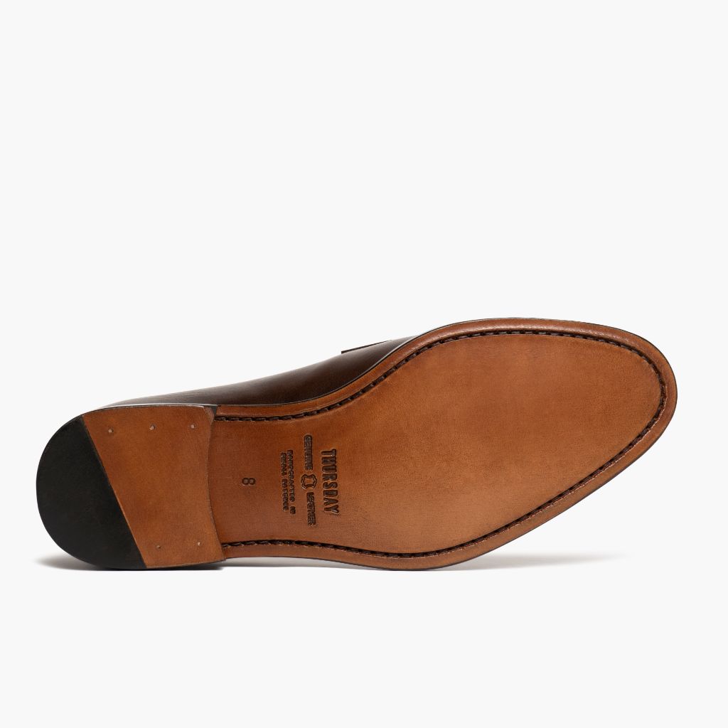 High-Traction Rubber Outsole & Lug Tread Pattern on Lincoln Mogano Ricco Sneakers in pelle da Uomo