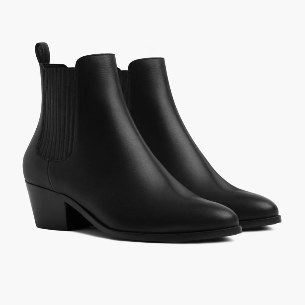 Black Full-Grain leather Boots - Costruzione Goodyear a guardolo & dettaglio puntale
