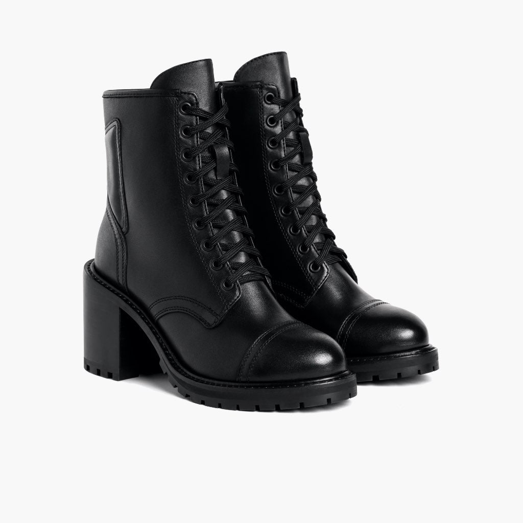 Black Full-Grain leather Boots - Costruzione Goodyear a guardolo & dettaglio puntale
