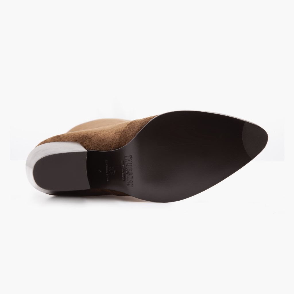 High-Traction Rubber Outsole & Lug Tread Pattern on Tempest Espresso Stivali in pelle da Donna