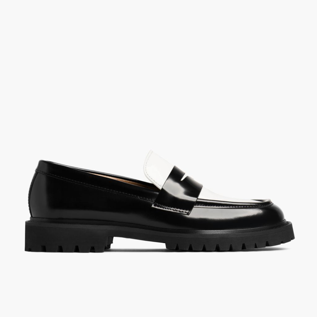 Black Full-Grain leather Loafers - Costruzione Goodyear a guardolo & dettaglio puntale