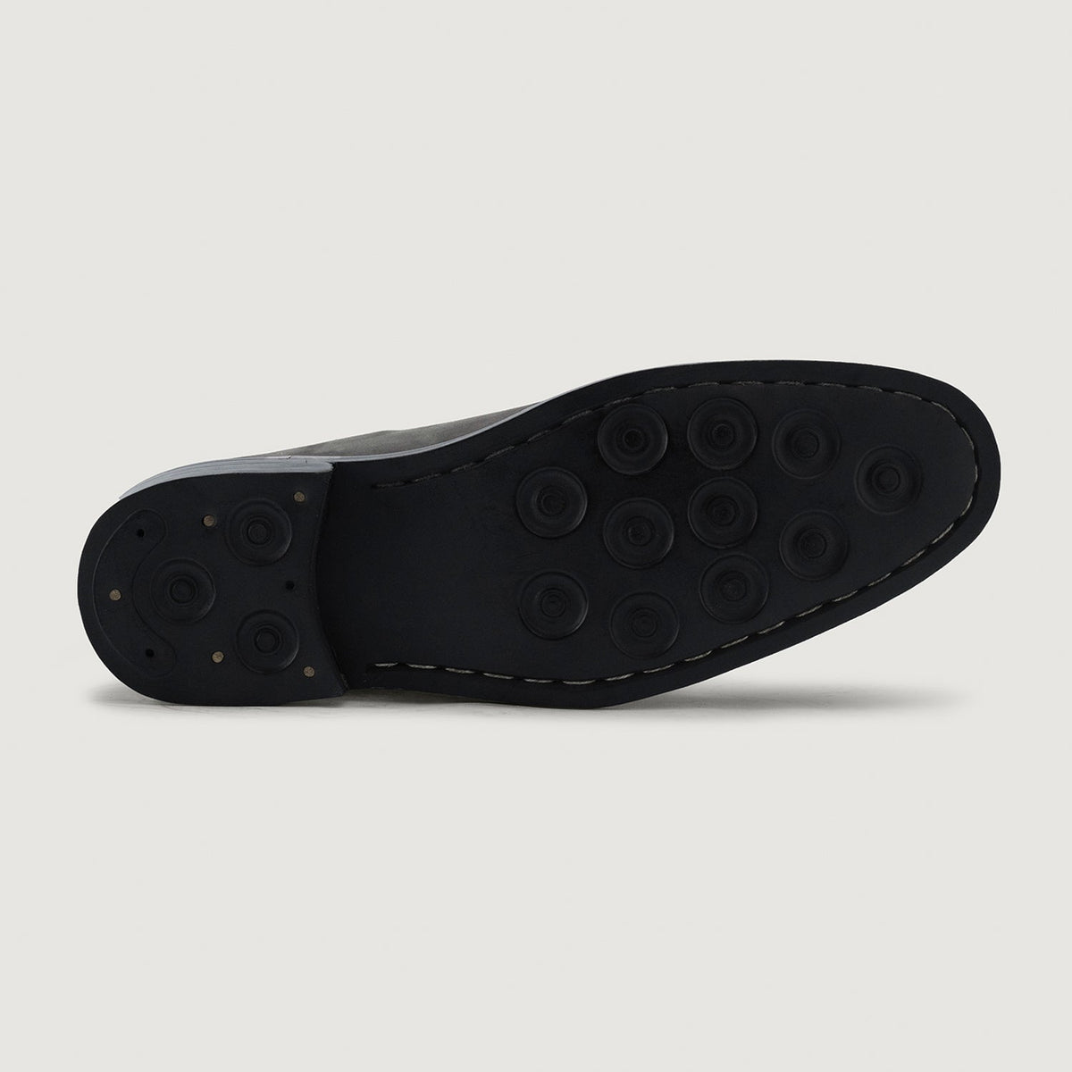 Clarkson Chelsea Grigio Nubuck Stivali in pelle - StudGuard da Uomo - Contrafforte tallone rinforzato & doppie cuciture di precisione