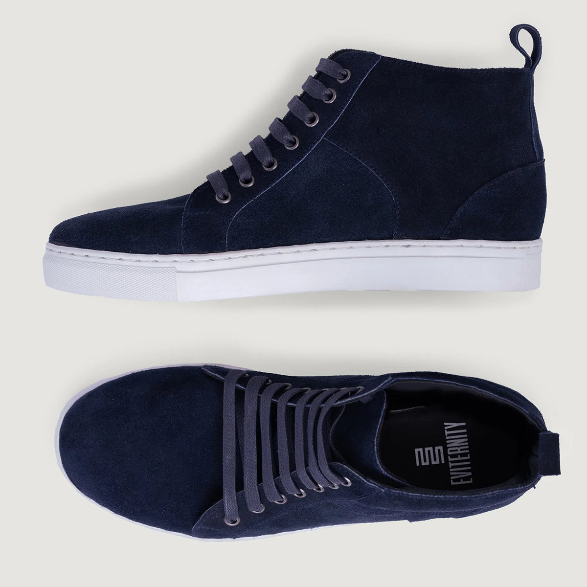 High-Traction Rubber Outsole & Lug Tread Pattern on Marty High Top Blu Suede Sneakers in pelle da Uomo For Men