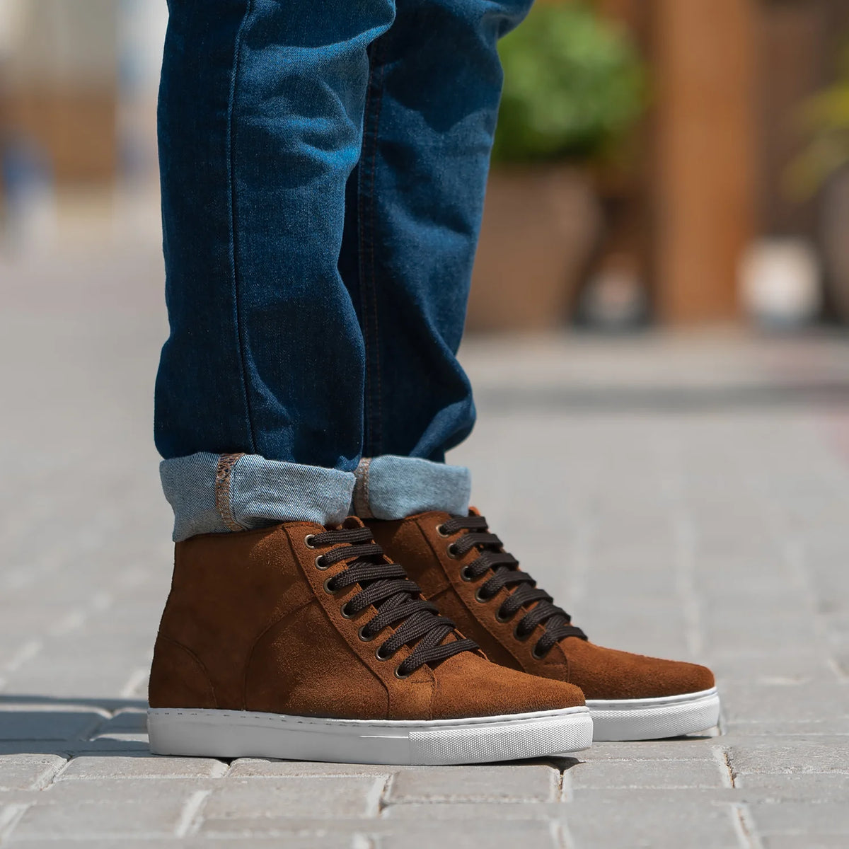 Marty High Top Marrone Suede Sneakers da Uomo in Brown Goatskin Suede - Vista laterale | Acquista online