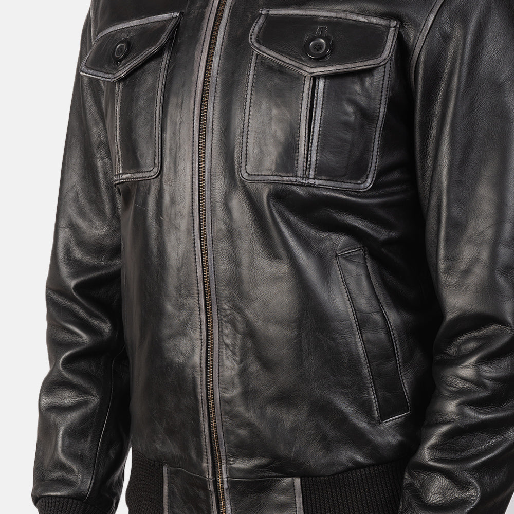 Vista interna Showing Quilted viscose lining &amp; Dual Inside Utility Storage Pockets