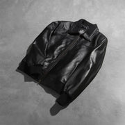 
Rib Knit & Hem Craftsmanship Construction Detail on Air Rolf Nero Bomber in Pelle da Uomo
