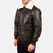 
Brown Sheepskin Leather Bomber Jacket - Vista posteriore con spalle definite e orlo pulito