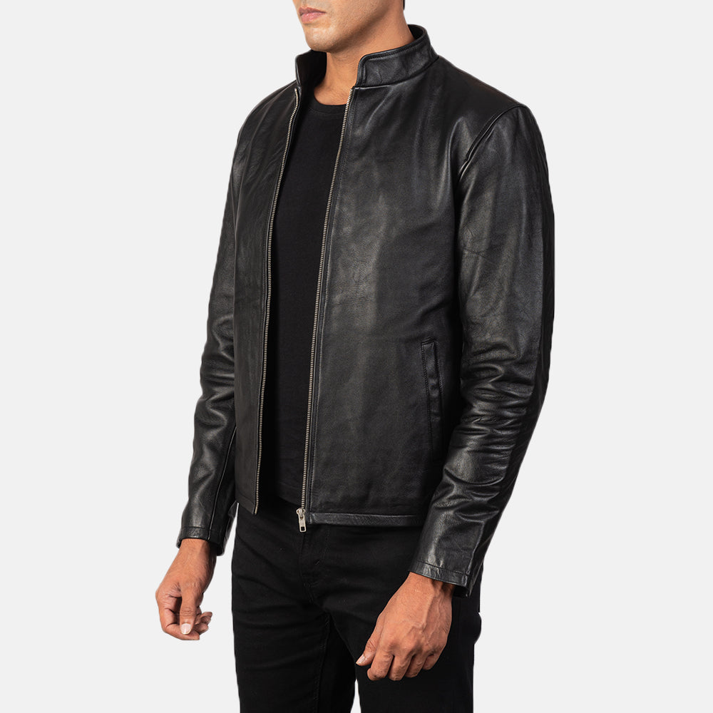 Black Cowhide Leather Biker Jacket - Vista posteriore Showing Tailored Shoulder Fit &amp; Clean Hemline