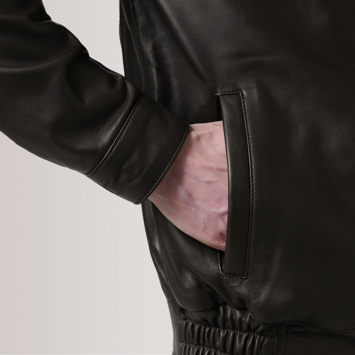 
Alfred Bomber in Pelle da Uomo – alternate product view 6