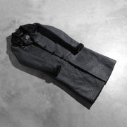 Open Hem &amp; Hem Craftsmanship Construction Detail on Women's Alina Shearling Nero Cappotto in Pelle da Donna