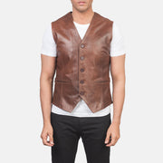 Dettaglio ravvicinato of Classic Collar &amp; 5 Button Hardware on Men's Auden Brown Leather Vest