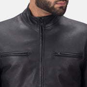 
Dettaglio ravvicinato of High neck & Zipper Hardware on Austere Matte Nero Giacca Biker in Pelle da Uomo