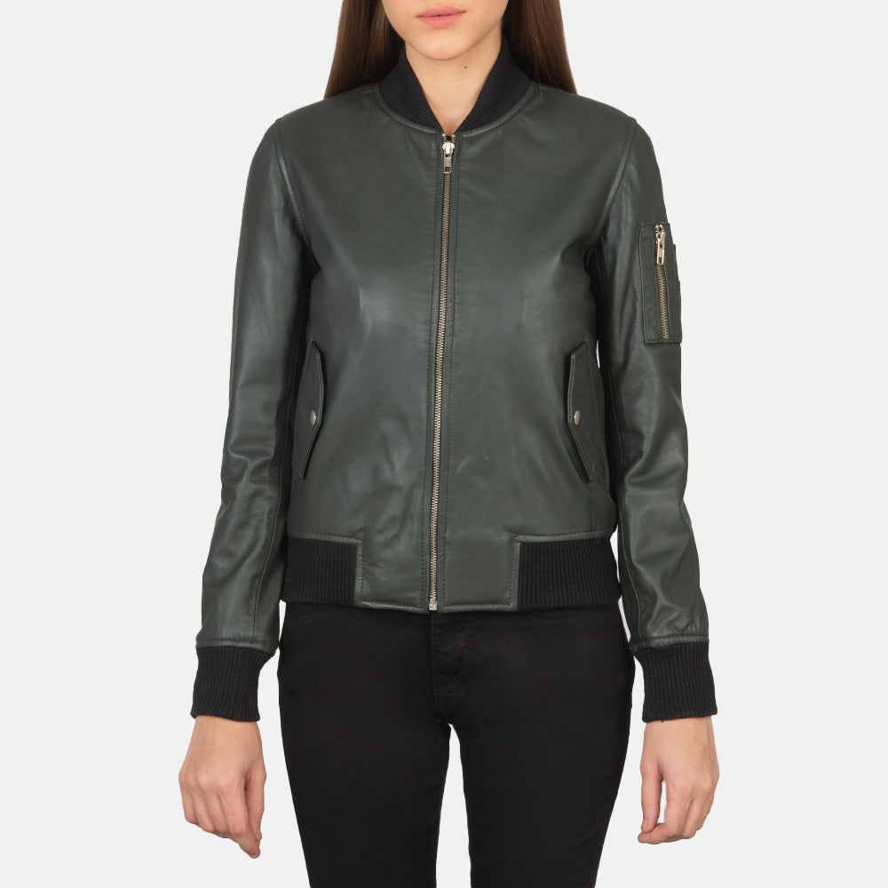 Dettaglio ravvicinato of Rib Knit &amp; Zipper Hardware on Ava Ma-1 Green Leather Bomber Jacket