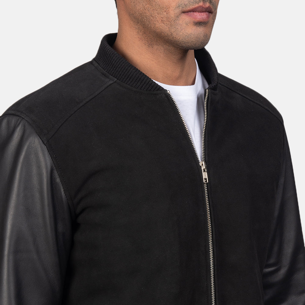 Vista interna Showing Quilted Polyester Lining &amp; Dual Inside Utility Storage Pockets
