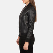 Black Sheepskin Leather Bomber Jacket - Vista posteriore Showing Tailored Shoulder Fit &amp; Clean Hemline