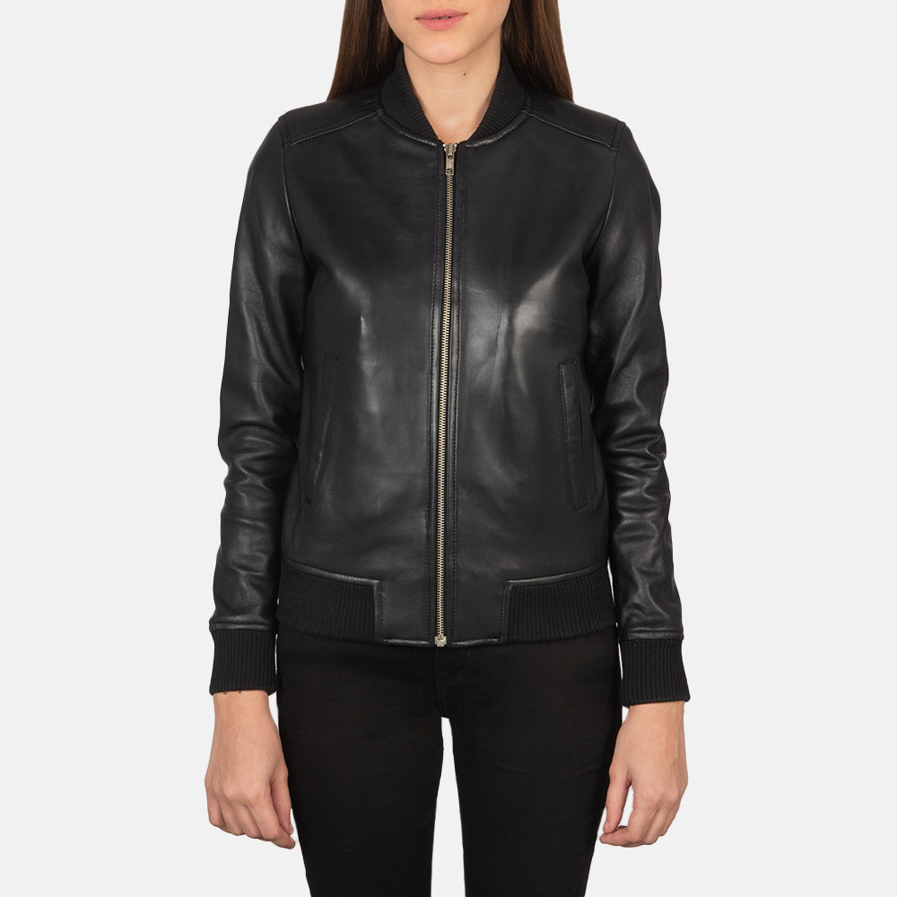 Dettaglio ravvicinato of Varsity - Rib Knit &amp; Zipper with Wind Flap Hardware on Women's Bliss Nero Bomber in Pelle da Donna