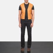 Men's Brandon Cuoio Marrone Gilet in Pelle da Uomo - Lateral Side Profile View Showing Sleeve Cut &amp; Athletic Taper Fit