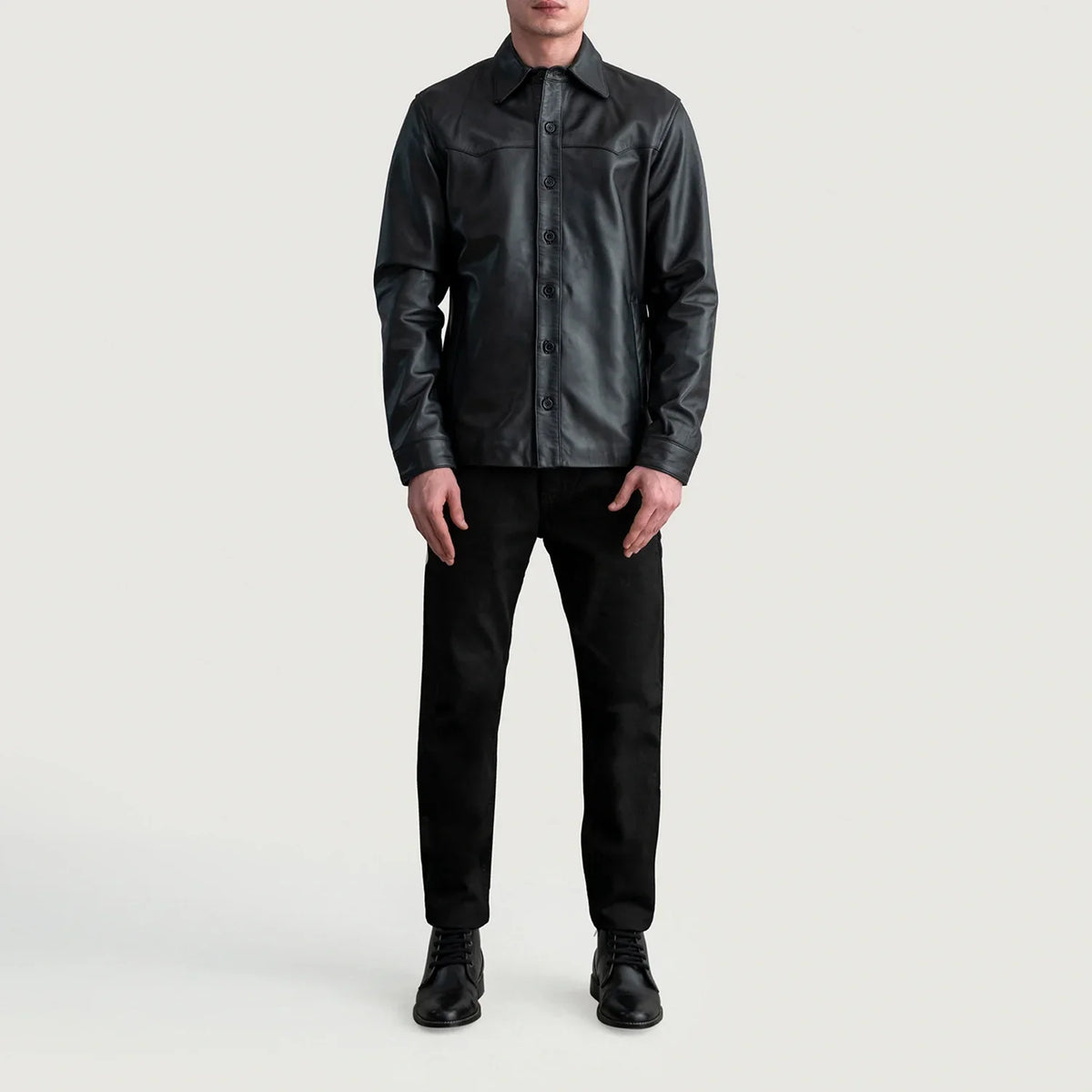 
Dettaglio ravvicinato of Shirt & Buttons Hardware on Bronco Nero Leather Shirt da Uomo