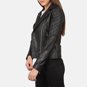 
Black Goatskin Leather Biker Jacket - Vista posteriore con spalle definite e orlo pulito