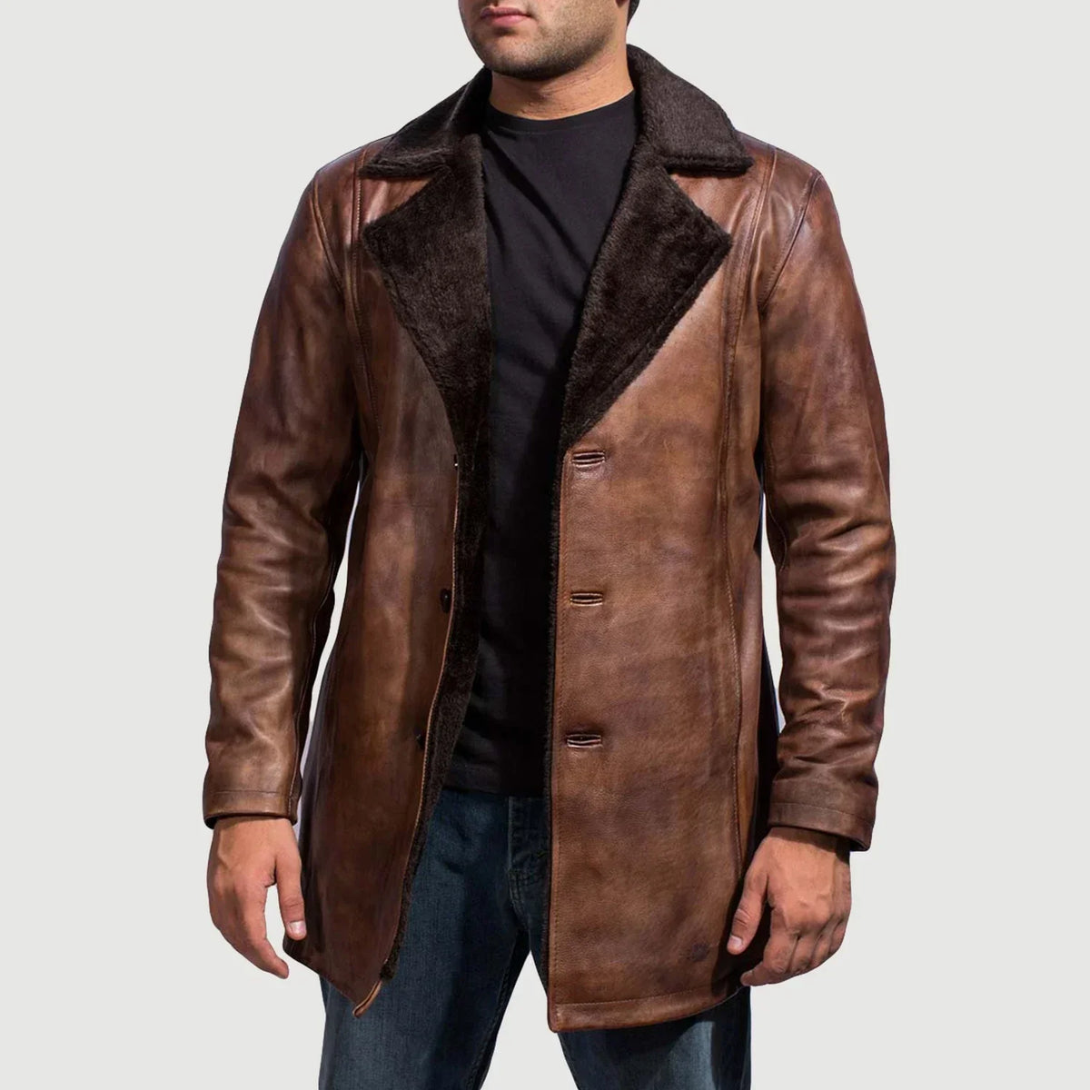 
Cannella Distressed Leather Fur Cappotto in Pelle da Uomo in Distressed Brown Sheepskin Burnishing - Vista frontale e silhouette sartoriale | Acquista online