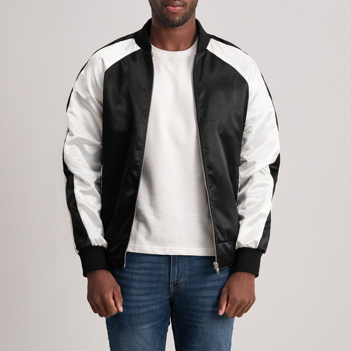 Clarke Nero Varsity Giacca in Pelle da Uomo - Lateral Side Profile View Showing Sleeve Cut &amp; Athletic Taper Fit