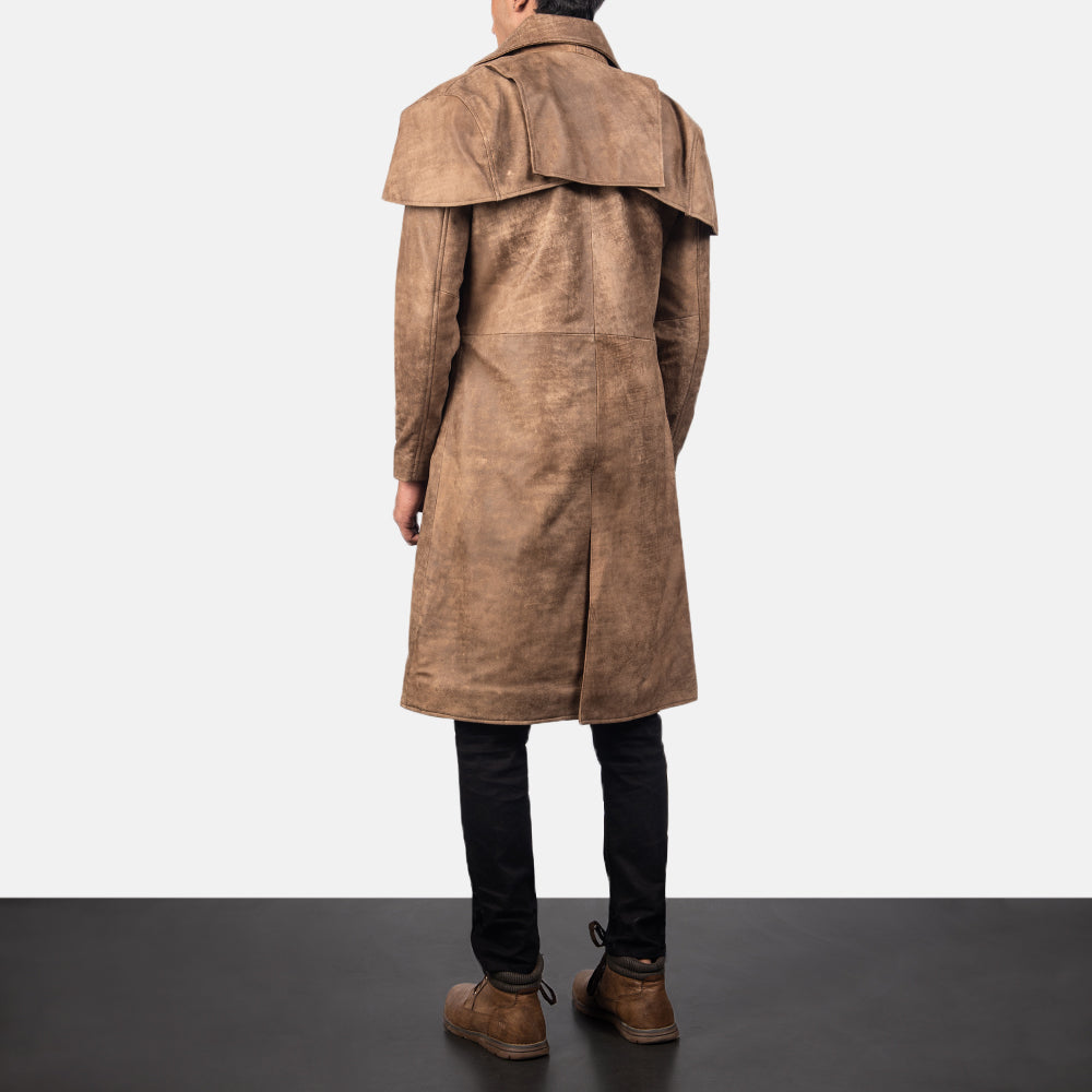 
Classic Marrone Leather Duster da Uomo - Vista laterale che mostra il taglio ergonomico delle maniche