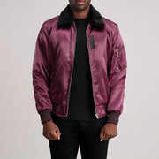 Clyde B-15 Bordeaux Bomber in Pelle da Uomo - Vista laterale con taglio manica ergonomico