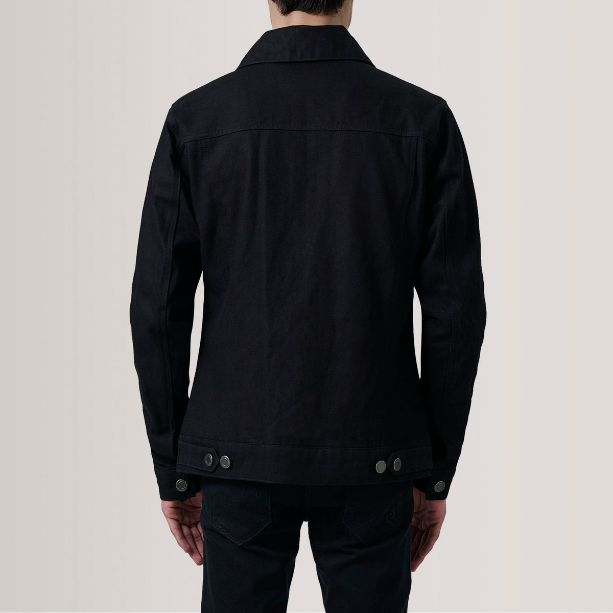 Dettaglio ravvicinato of Classic Collar &amp; Heavy-Duty Zipper Hardware on Conard Nero Denim Trucker Giacca in Pelle da Uomo For Men
