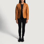 Dettaglio ravvicinato of Notch &amp; Button Hardware on Women's Cora Trapuntato Marrone Blazer in Pelle in Pelle da Donna