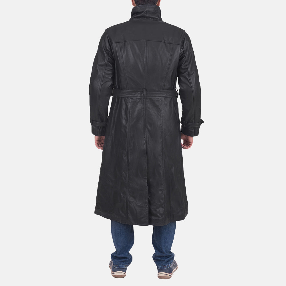 Dettaglio ravvicinato of Classic Collar &amp; Button &amp; Waist belt Hardware on Men's Daniel Nero Trench in Pelle da Uomo