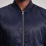 Vista interna Showing Polyester Lining &amp; Dual Inside Utility Storage Pockets