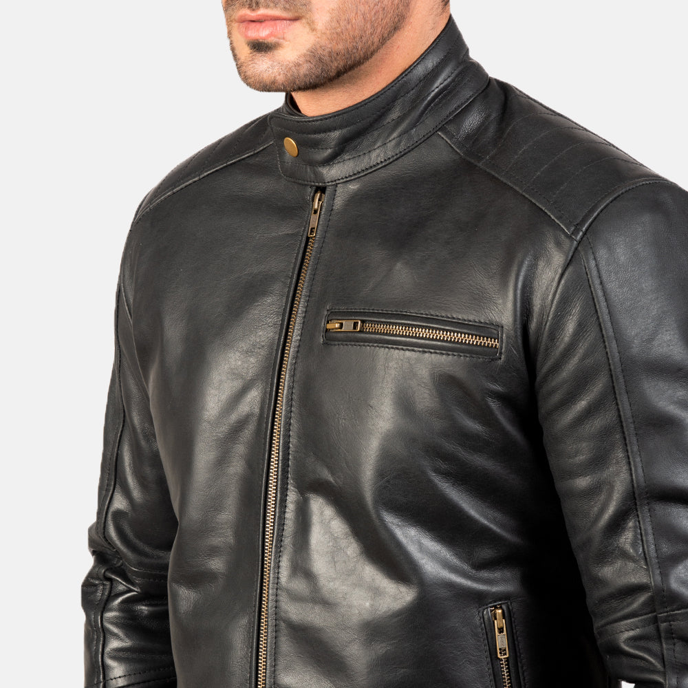 Vista interna Showing Quilted viscose lining &amp; Dual Inside Utility Storage Pockets
