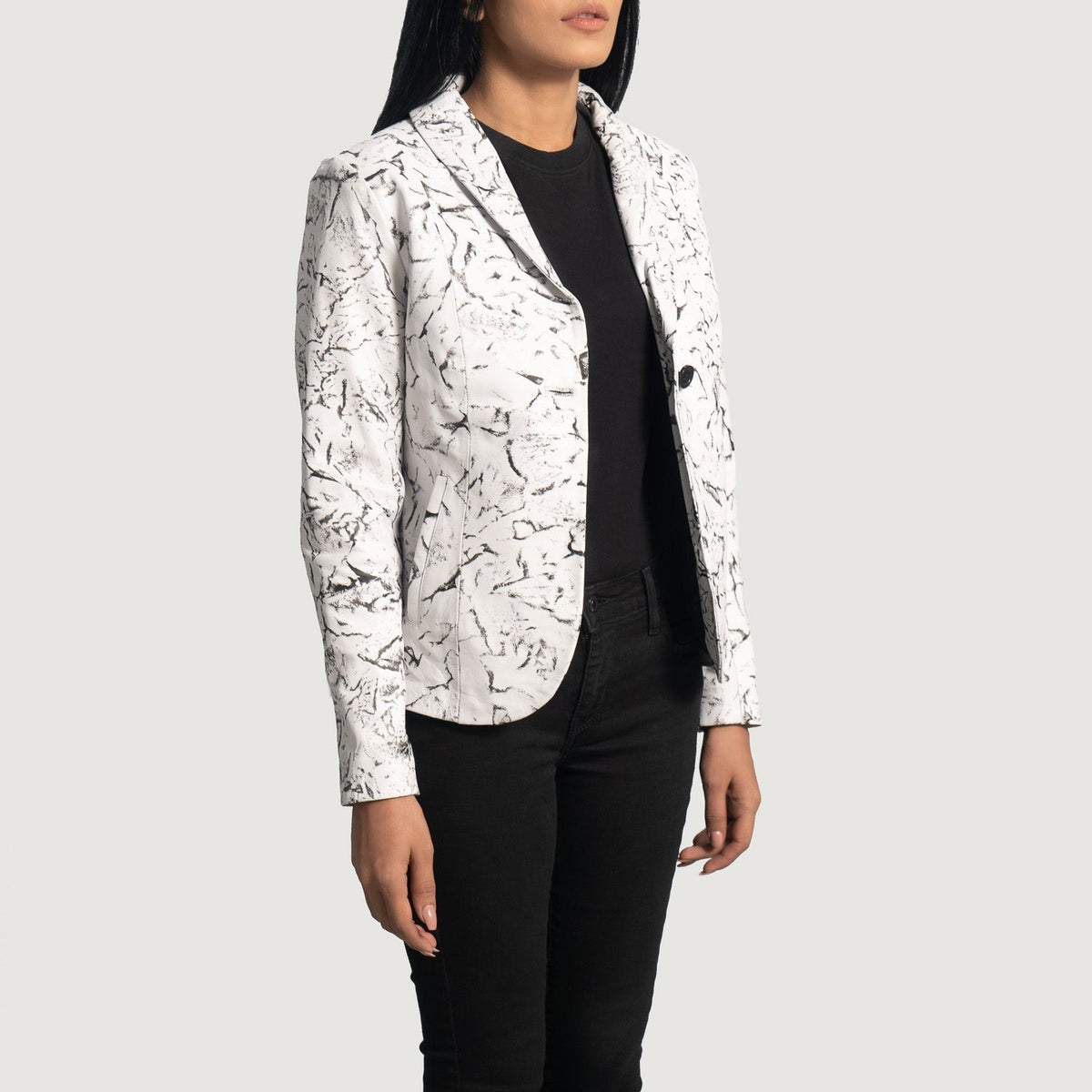 
White Sheepskin Dip &Amp; Dye Leather Blazer - Vista posteriore con spalle definite e orlo pulito