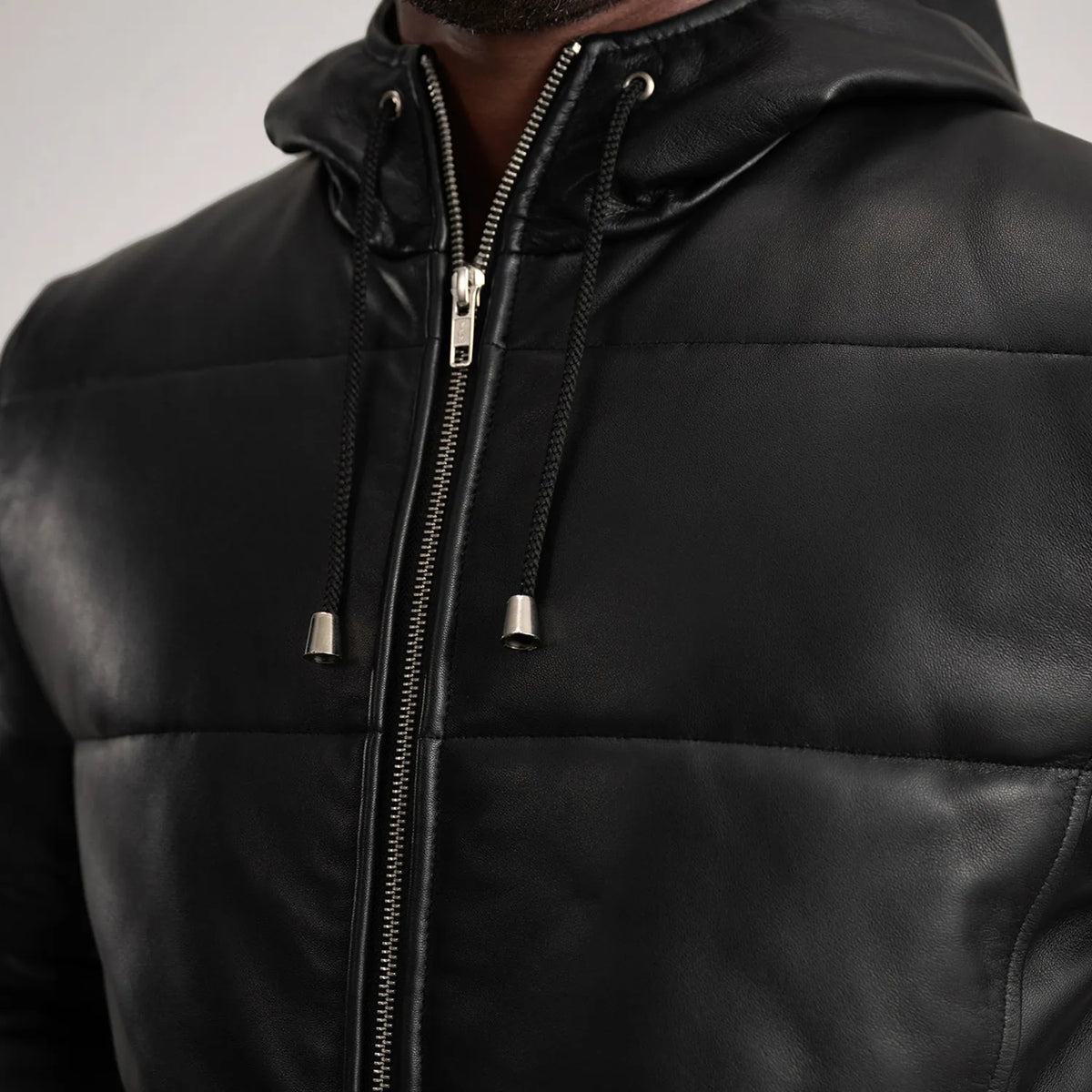 
Vista interna Showing Polyester Lining & Due tasche interne funzionali