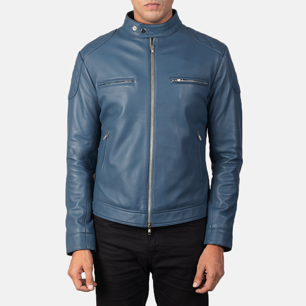 
Gatsby Quilted Blue Leather Biker Jacket - Vista laterale che mostra il taglio ergonomico delle maniche