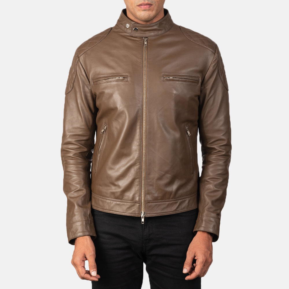 
Dettaglio ravvicinato of Band with snap buttons & Zipper Hardware on Gatsby Moka Giacca Biker in Pelle da Uomo
