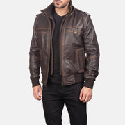 
Street Brown Leather Bomber Jacket in Brown Goatskin Leather - Vista frontale e silhouette sartoriale | Acquista online