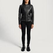 
Dettaglio ravvicinato del cinturino con bottone a scatto & zip su Haley Ray Nero Giacca Biker in Pelle da Donna
