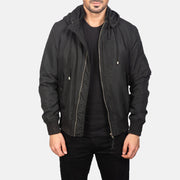
Hanklin MA-1 Nero Hooded Bomber in Pelle da Uomo - Vista frontale e silhouette sartoriale | Acquista online