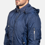 
Vista interna Showing Quilted Viscose Lining & Due tasche interne funzionali