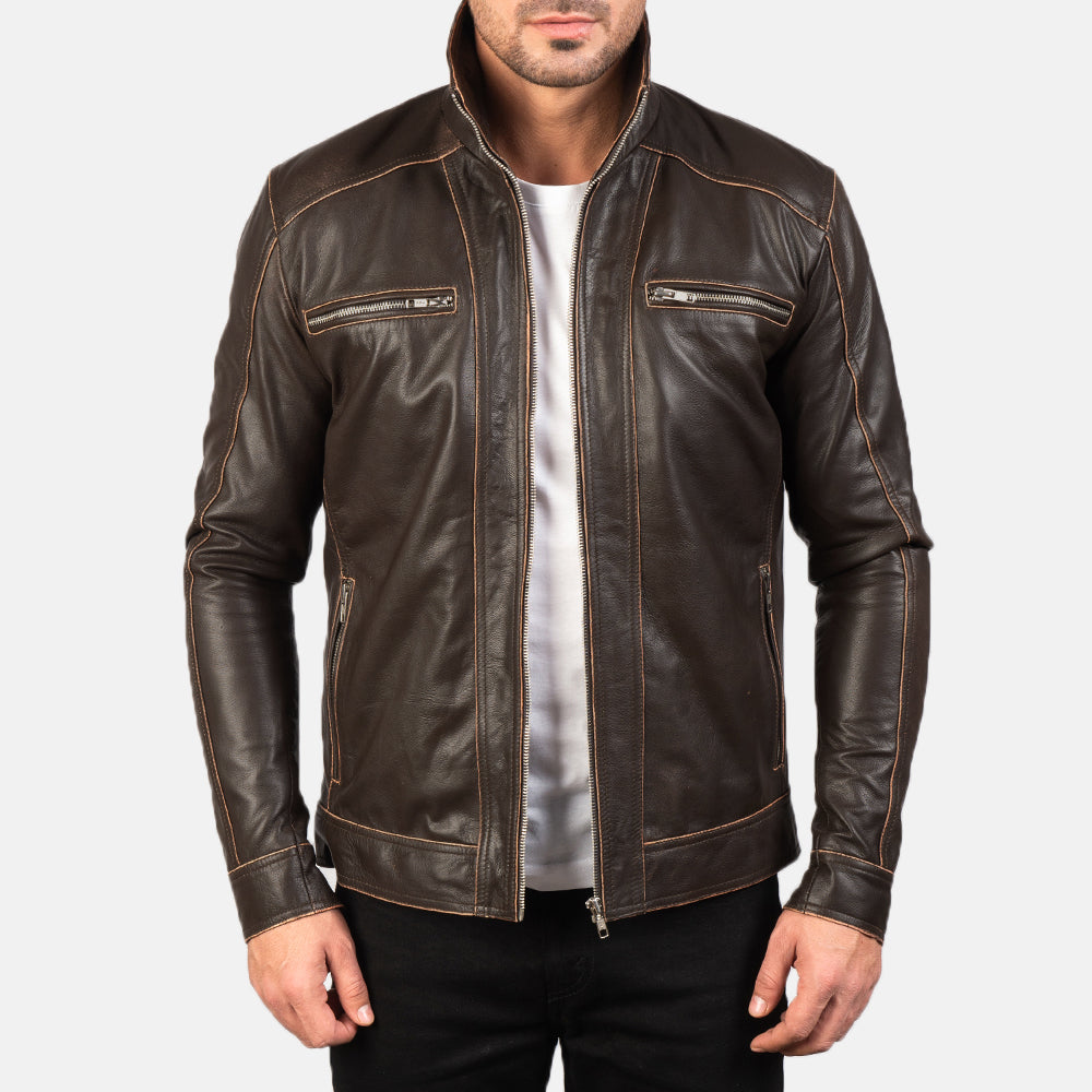 
Dettaglio artigianale dell'orlo su Hudson Black Leather Biker Jacket