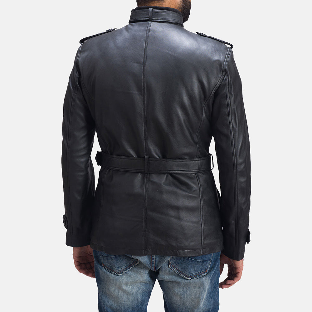 Dettaglio ravvicinato of Band with buckle closure &amp; Zipper with button flap and waist belt Hardware on Hunter Nero Giacca in Pelle da Uomo