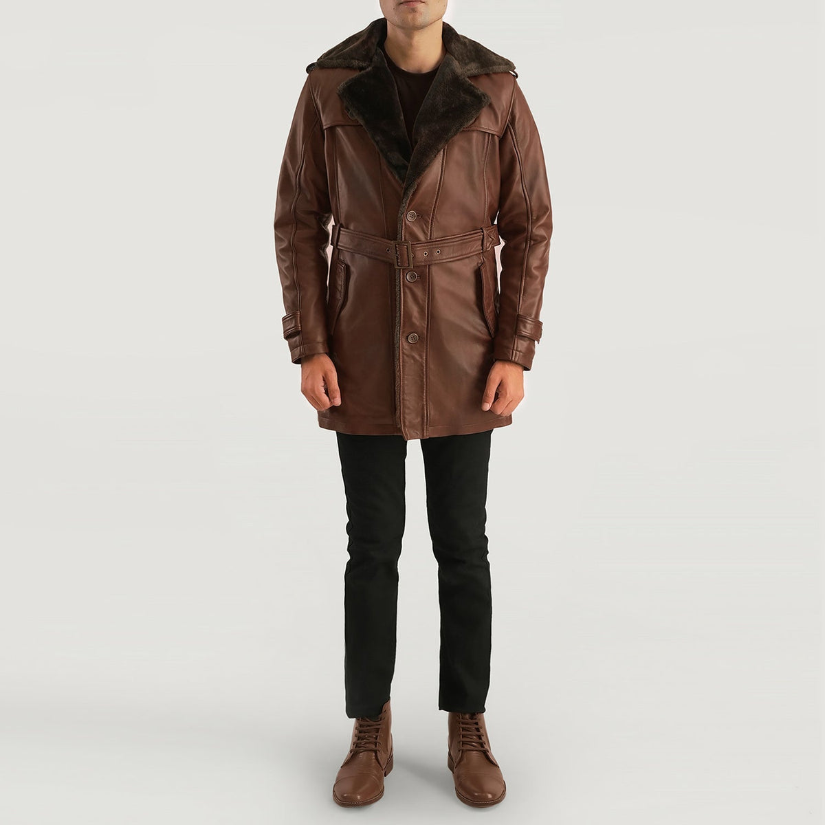 
Dettaglio ravvicinato of Notch & Button Hardware on Hunter Marrone Invecchiato Fur Cappotto in Pelle da Uomo
