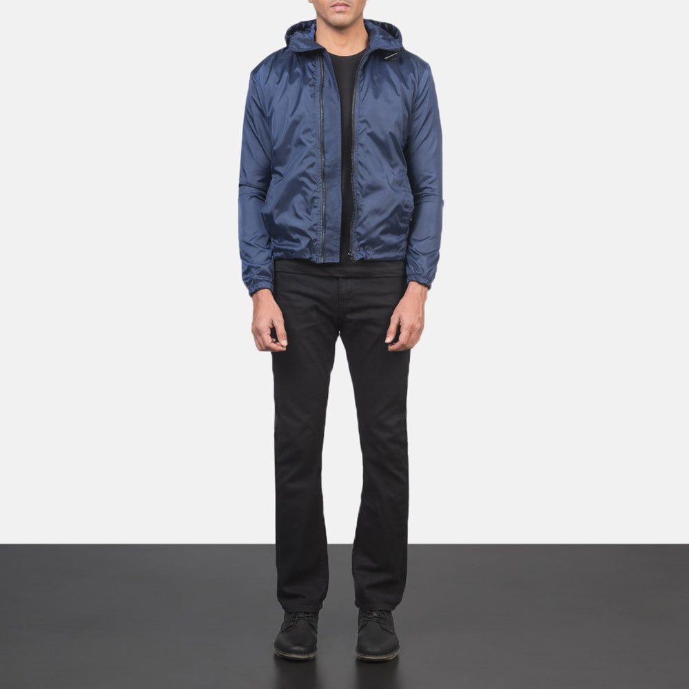 Jimmy Blue Hooded Windbreaker Jacket - Vista laterale che mostra il taglio ergonomico delle maniche