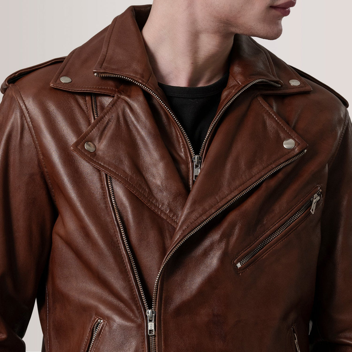 
Vista interna Showing Quilted Polyester Lining & Due tasche interne funzionali