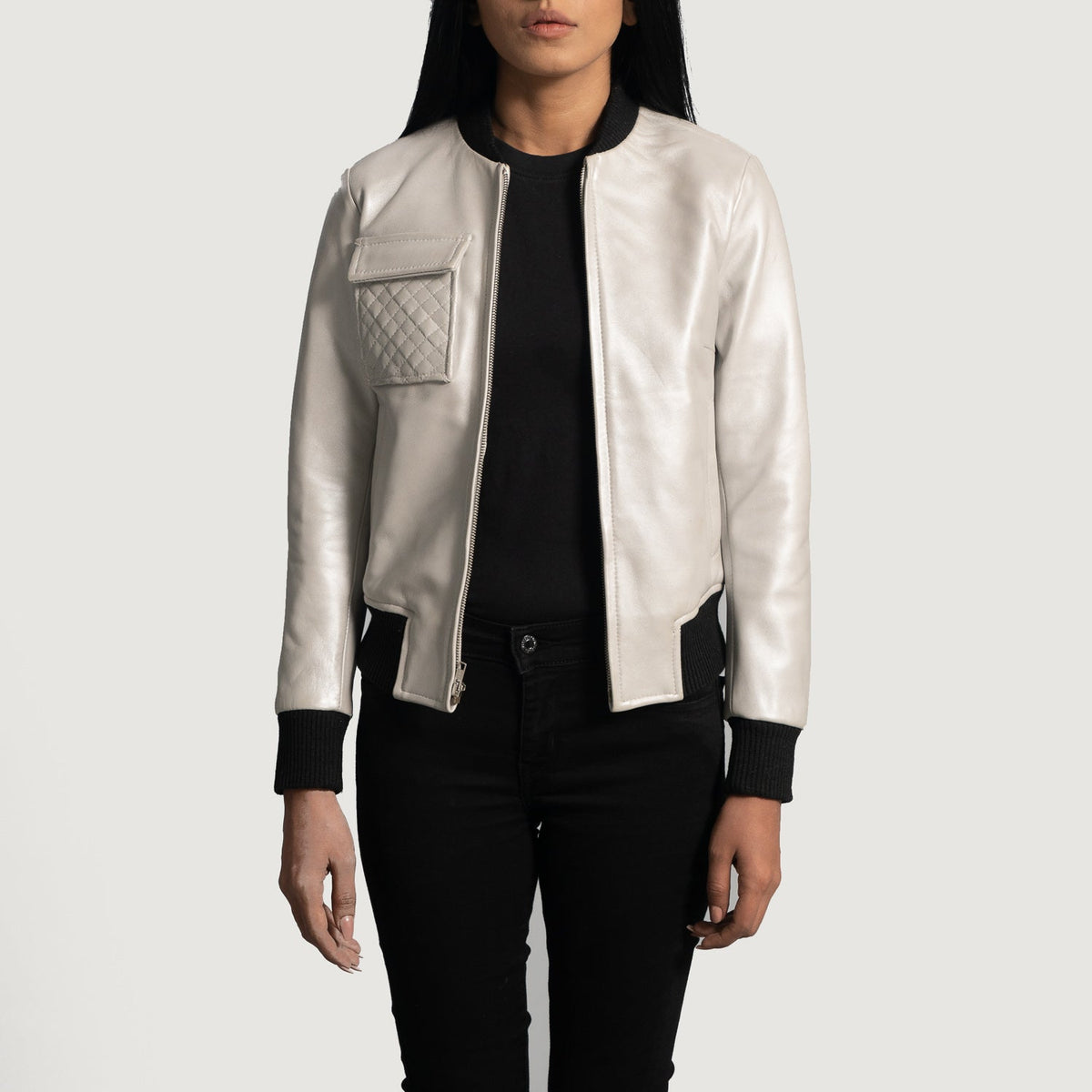 Women's Lana Silver Bomber in Pelle da Donna in Silver Sheepskin Leather - Vista frontale e linea su misura | Acquista online